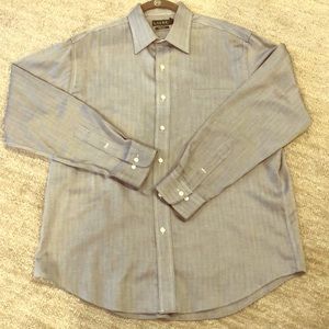 Men’s long sleeve button down